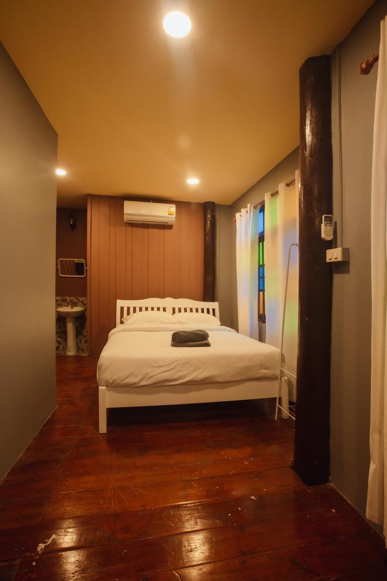 Agga Cnx Hostel Chiang Mai Exterior foto